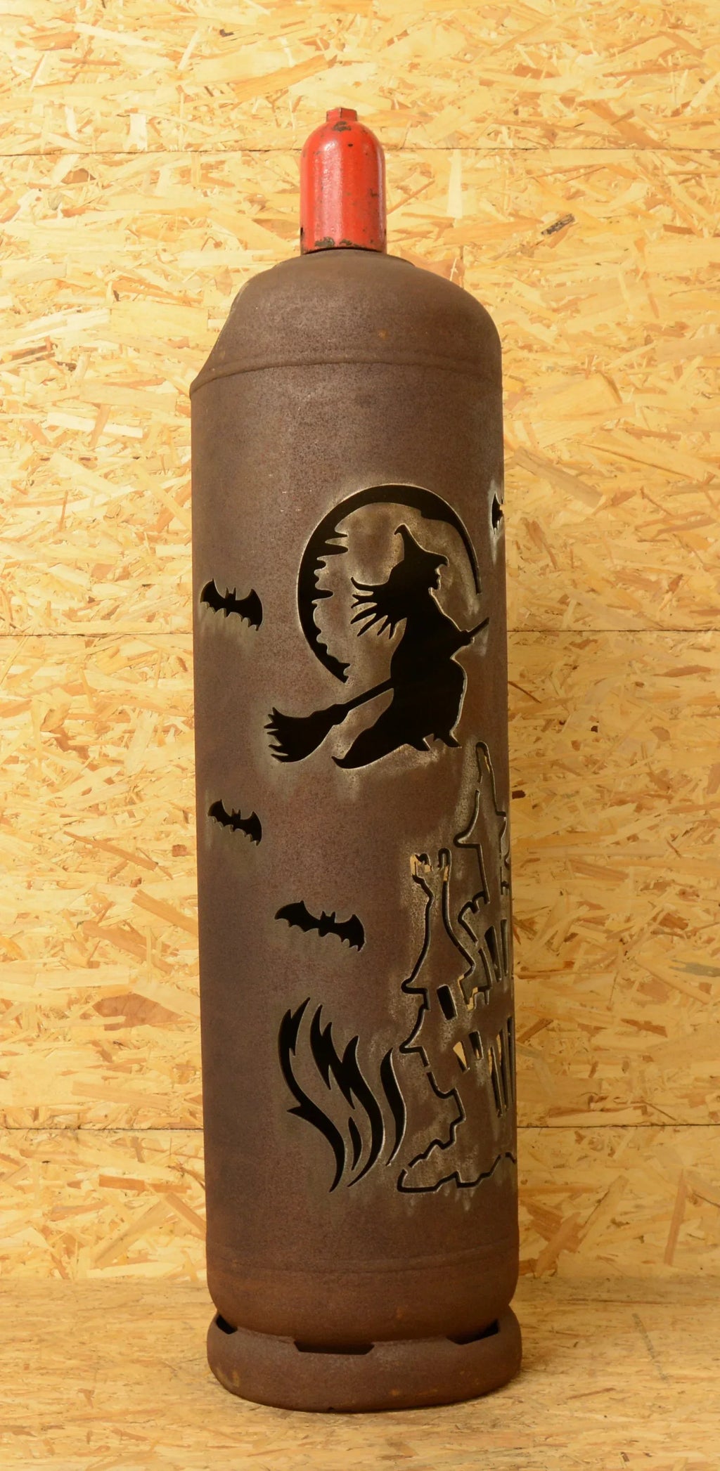 Feuertonne "Hexe mit Schloss"