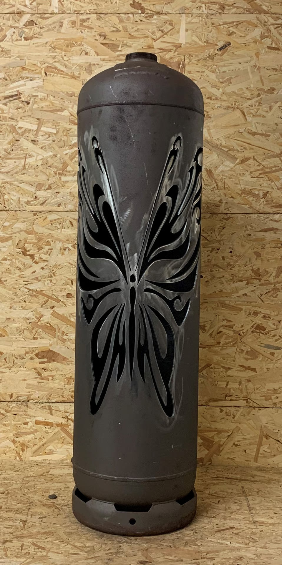 Feuertonne Schmetterling